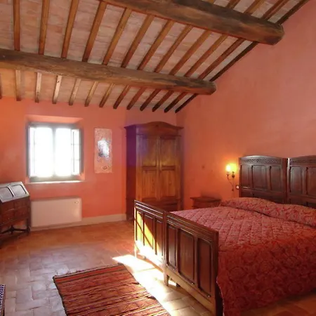 Lovely In With Pool Villa Tuoro sul Trasimeno