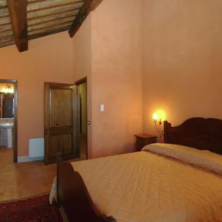 Lovely In With Pool Villa Tuoro sul Trasimeno